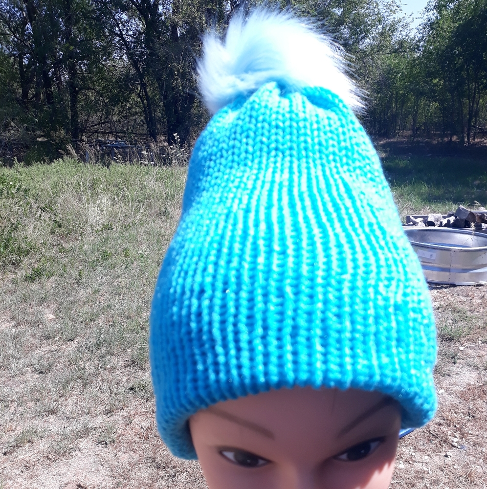 Knitted beanie NWOT